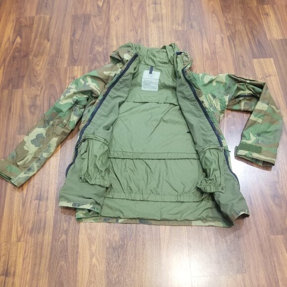 Men's Vintage Military Camo Cold Weather Parka, Size Medium Tall, GUC-VGUC - Picture 5 of 14